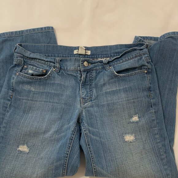 White House Black Market Noir Distressed Denim Capri Size 8 - Picture 1 of 8